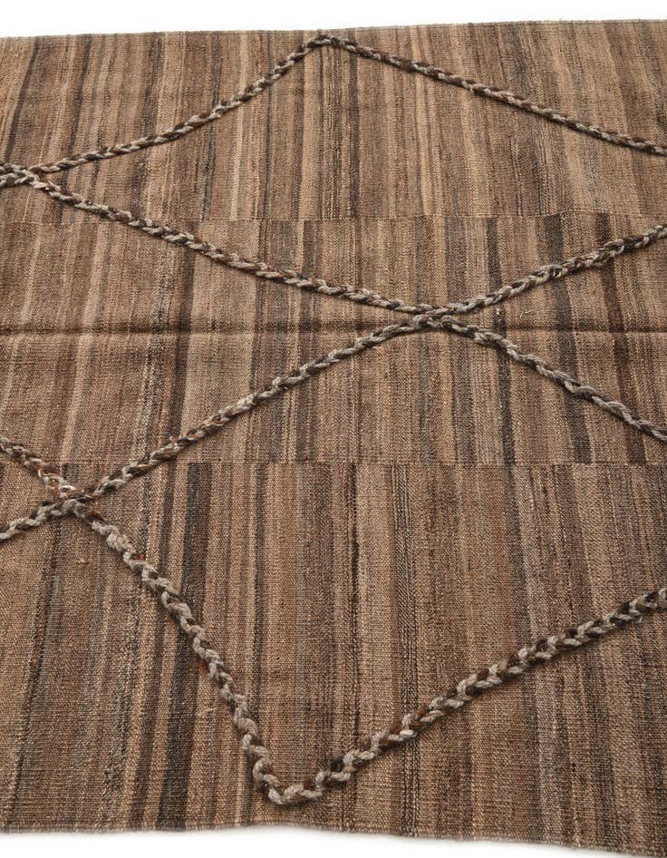 Detail image of 4' 3 x 5' 11  Hand Woven Kilim Modern Wool Rug