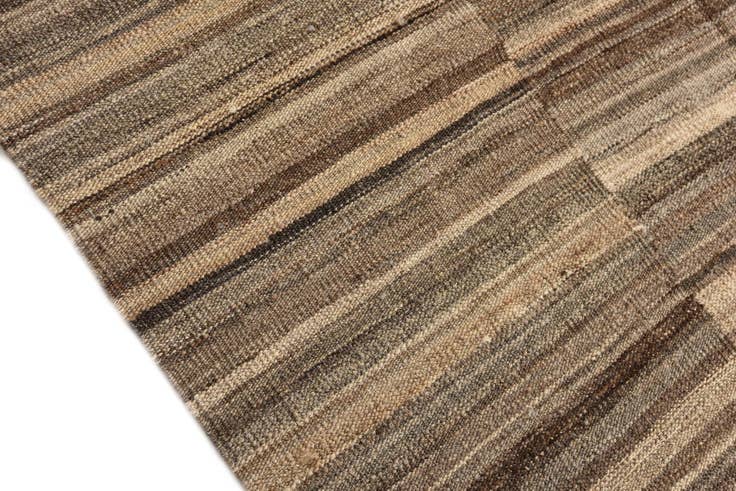 Detail image of 4' 3 x 5' 10 Hand Woven Kilim Modern Wool Rug