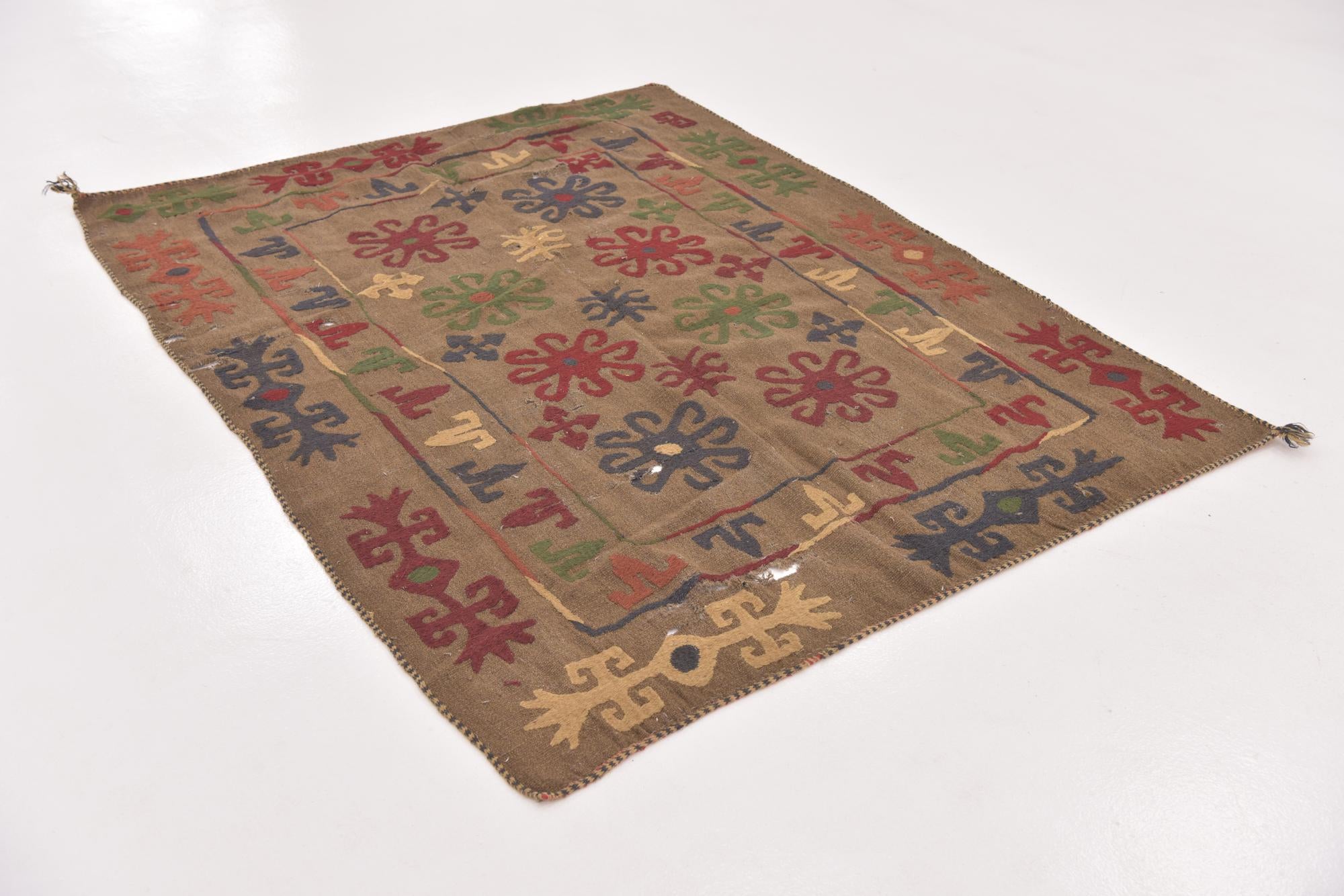 4' 10 x 6' 4 Hand Woven Kilim Suzani Wool Rug