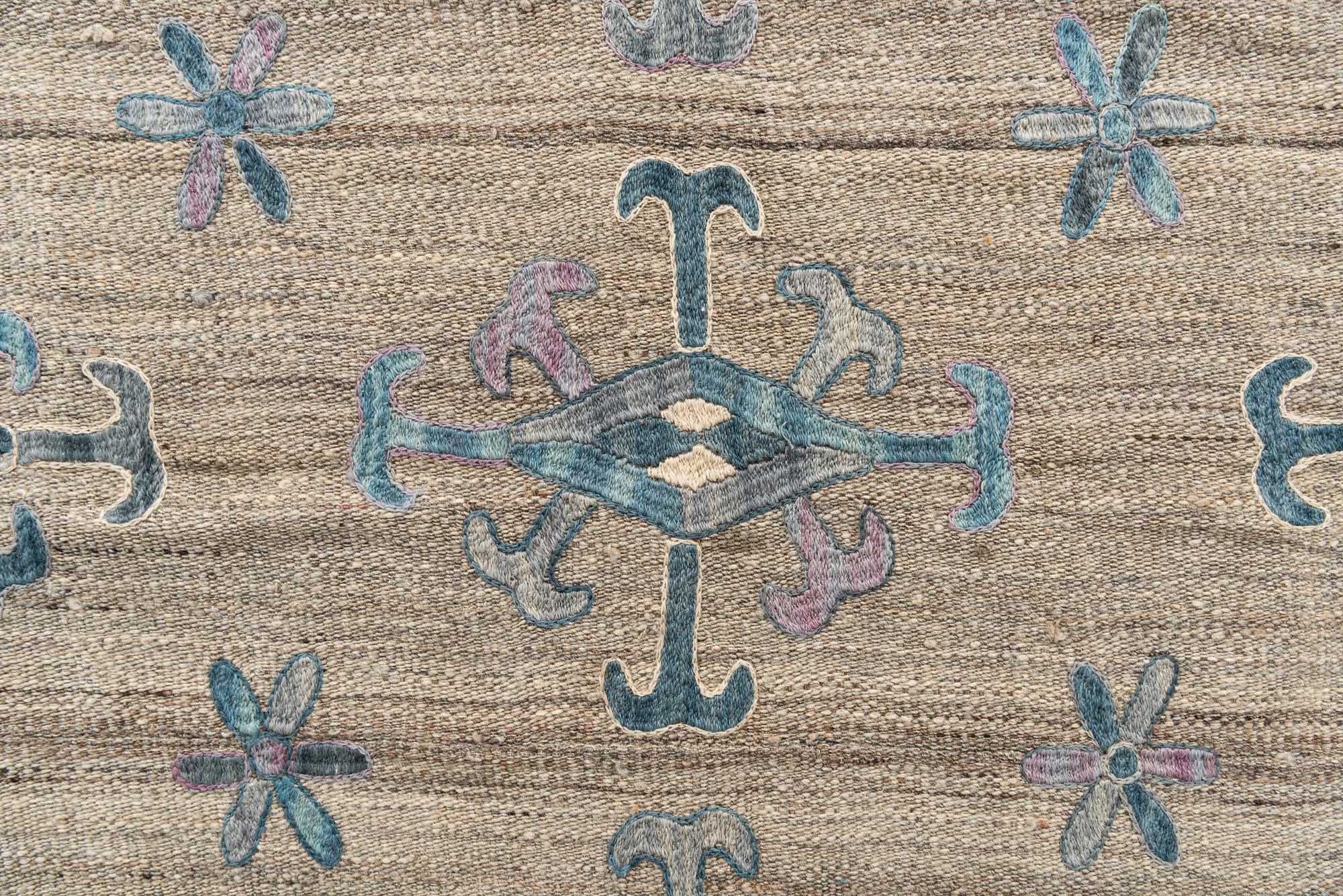 5' 7 x 6' 9 Hand Woven Kilim Suzani Wool Rug