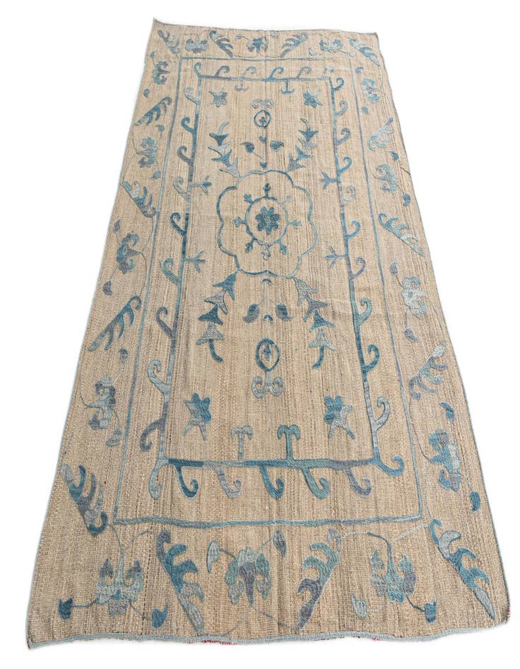 Detail image of 5' 8 x 7' 8 Hand Woven Kilim Suzani Wool Rug