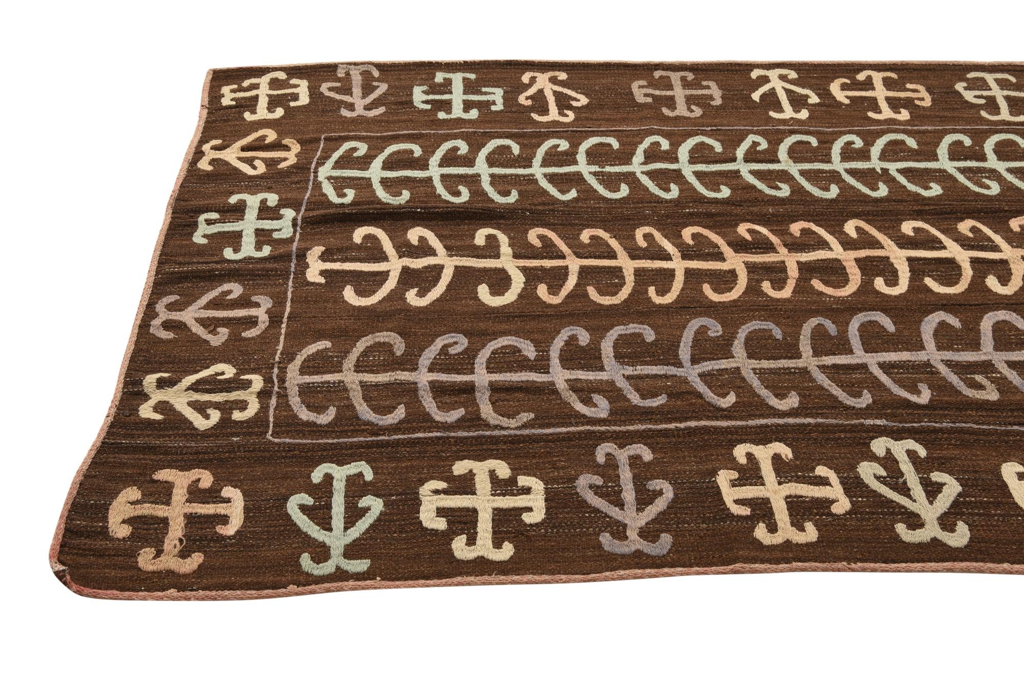 4' 4 x 6' 3 Hand Woven Kilim Suzani Wool Rug
