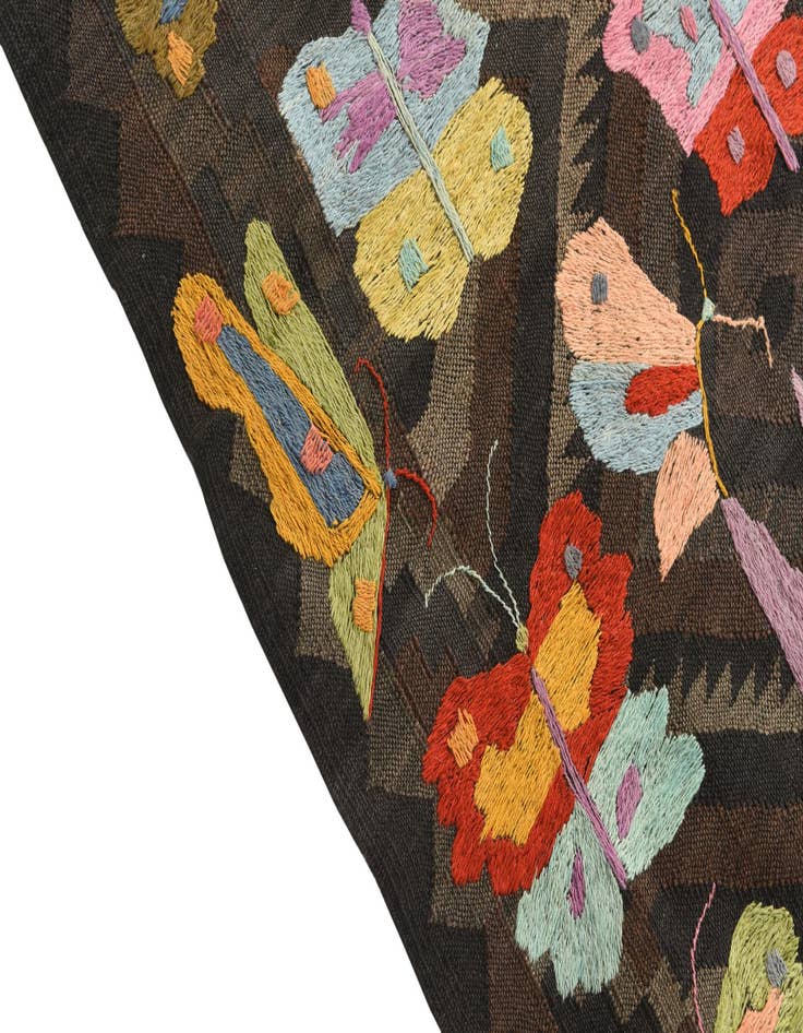 Detail image of 5' 4 x 7' 8  Hand Woven Kilim Suzani Wool Rug