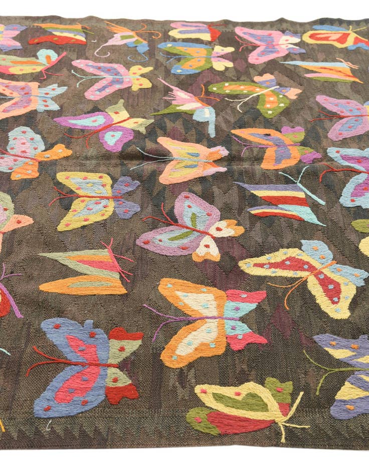 Detail image of 5' 3 x 7' 9  Hand Woven Kilim Suzani Wool Rug