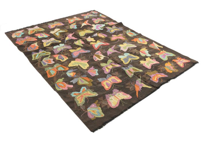 Detail image of 4' 10 x 6' 6 Hand Woven Kilim Suzani Wool Rug