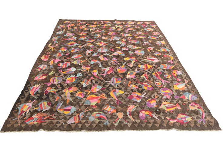 Detail image of 7' x 9' 4 Hand Woven Kilim Suzani Wool Rug