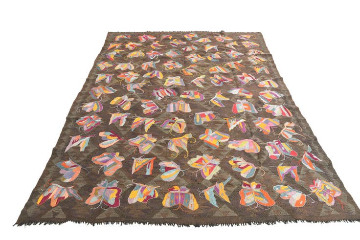 Detail image of 6' 4 x 9' 2 Hand Woven Kilim Suzani Wool Rug