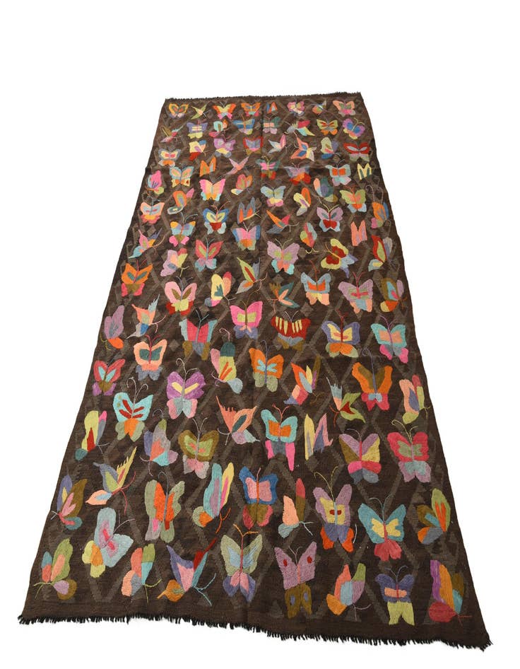 Detail image of 6' 6 x 9' 8  Hand Woven Kilim Suzani Wool Rug