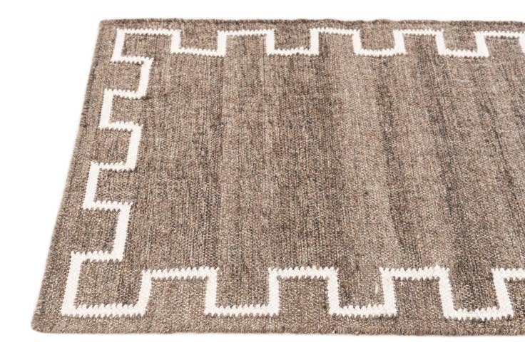 Detail image of 2' 1 x 3' 2 Hand Woven Kilim Wool Rug