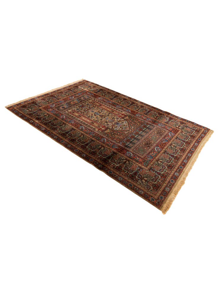 Detail image of 4' x 6' Hand Knotted Lahour Wool Rug
