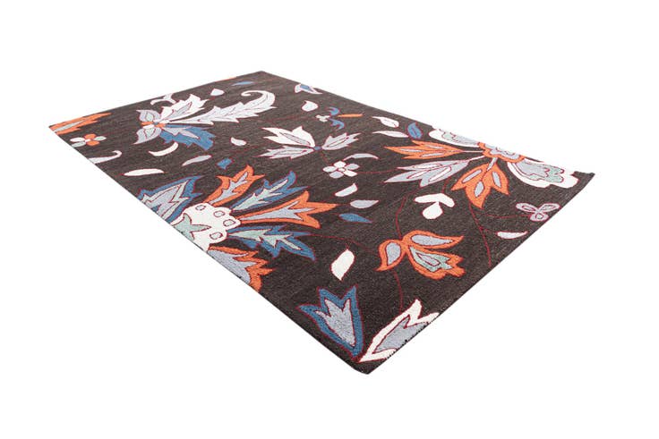 Detail image of 5' 1 x 8' Luna Rug