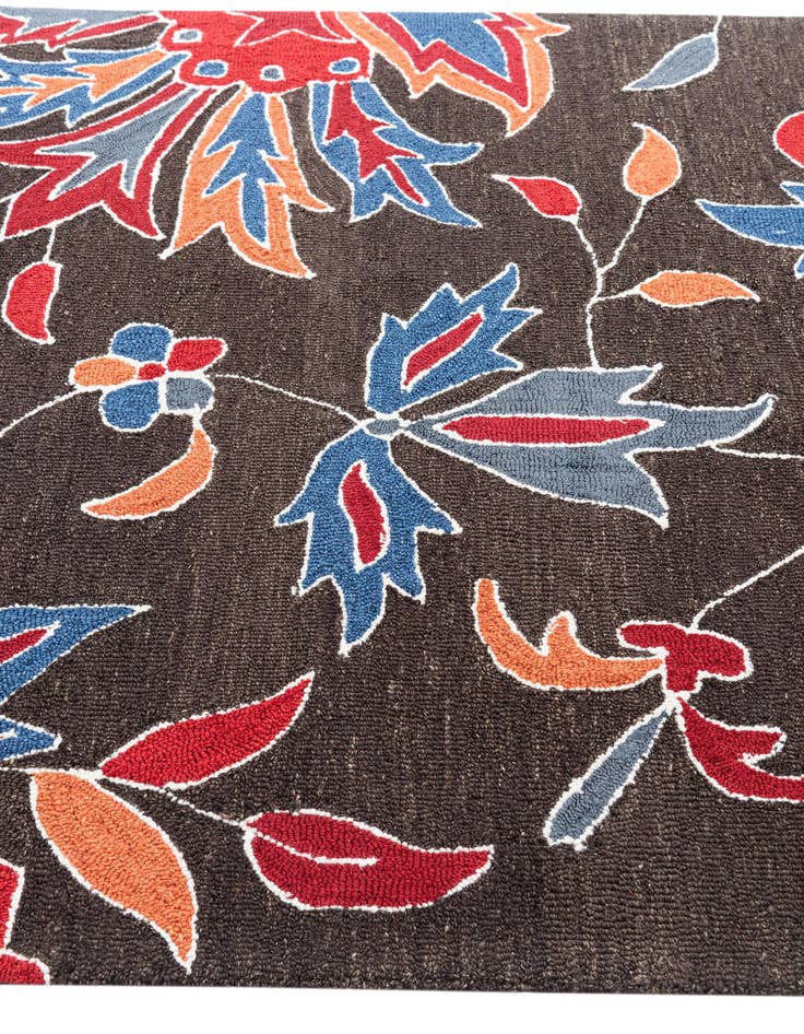 Detail image of 5' 1 x 8' Luna Rug