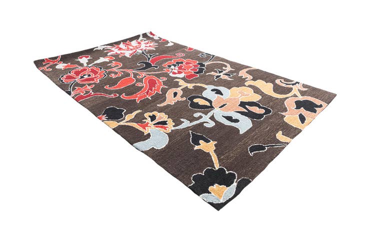 Detail image of 5' x 8' Luna Rug
