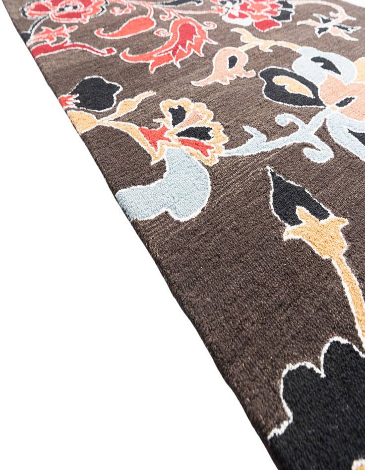 Detail image of 5' x 8' Luna Rug