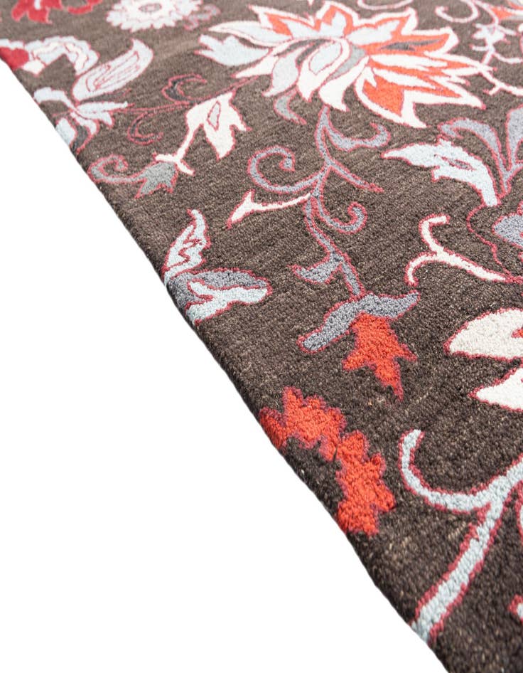 Detail image of 5' x 8' Luna Rug