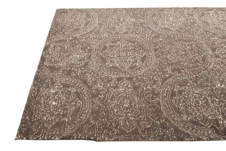 4' 10 x 7' 9 Luna Rug