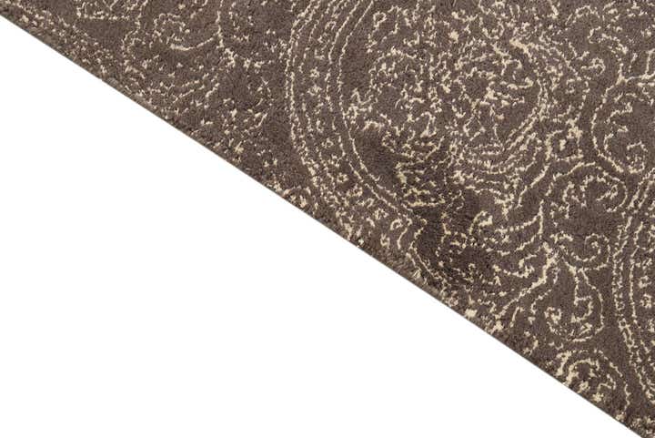 4' 10 x 7' 9 Luna Rug