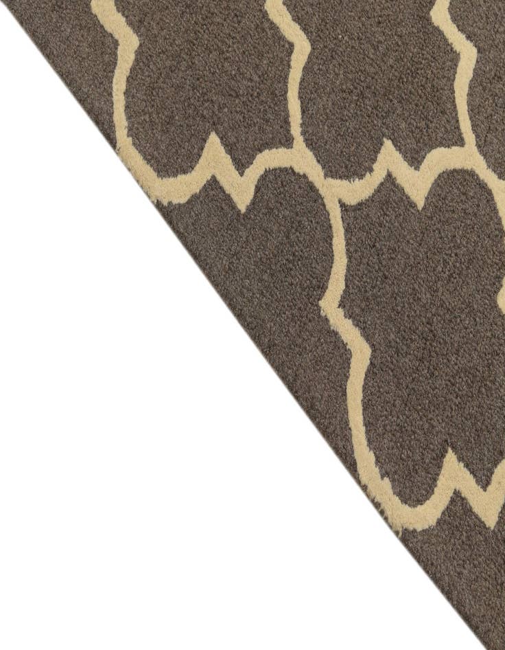 Detail image of 5' x 8' Luna Rug