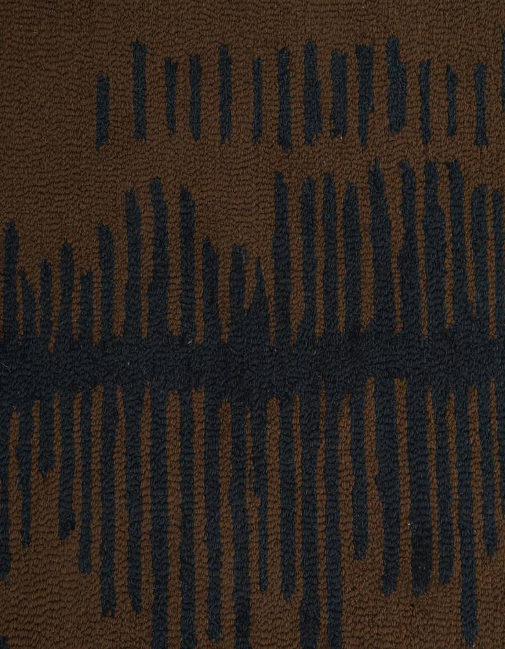 Detail image of  5' x 7' 9 Luna Wool Rug