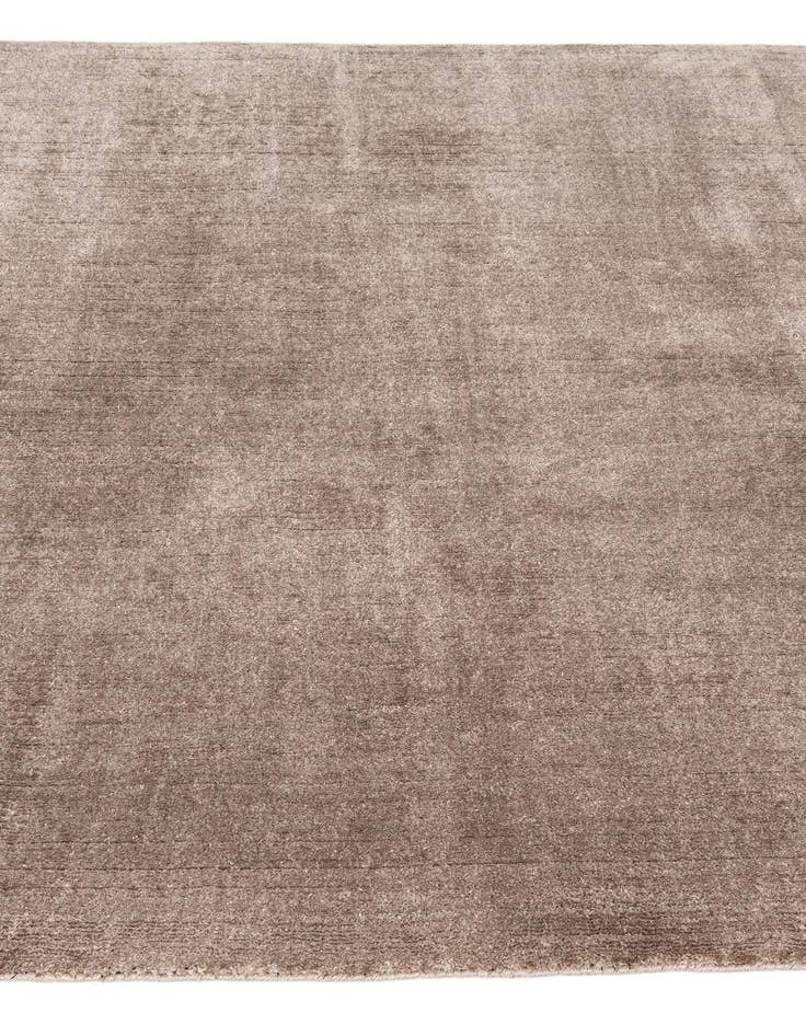 Detail image of 5' 7 x 8' 1 Luna Wool Rug