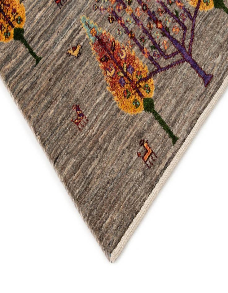 Detail image of 2' 9 x 4' 4 Luribaft Wool Rug