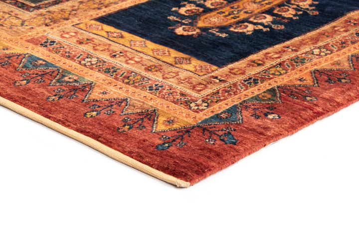 5' 3 x 6' 6 Luribaft Wool Rug