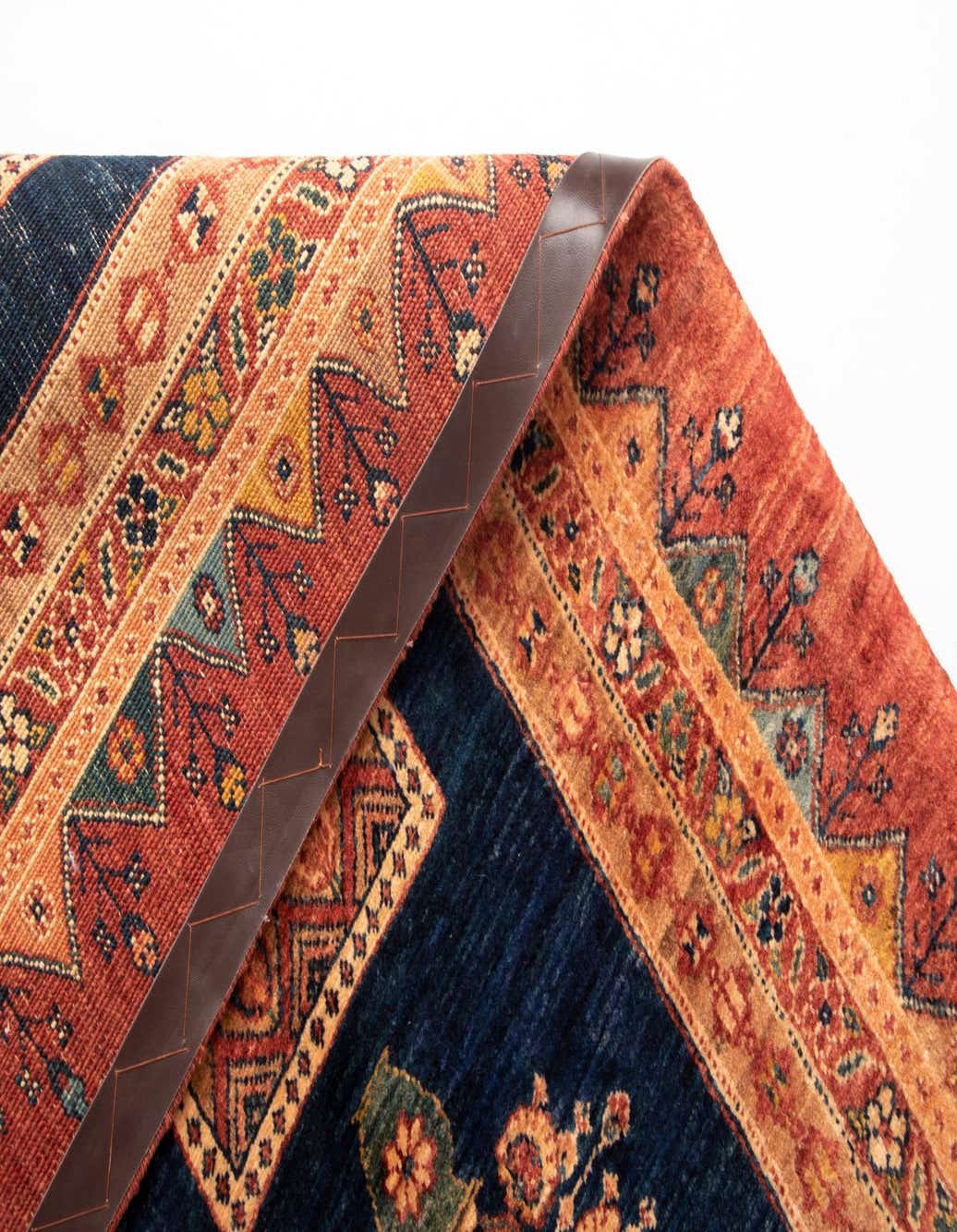 Detail image of 160cm x 200cm Luribaft Wool Rug
