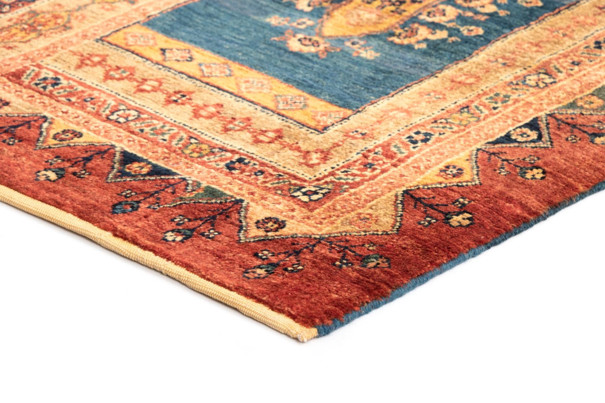 4' 8 x 6' 10 Luribaft Wool Rug