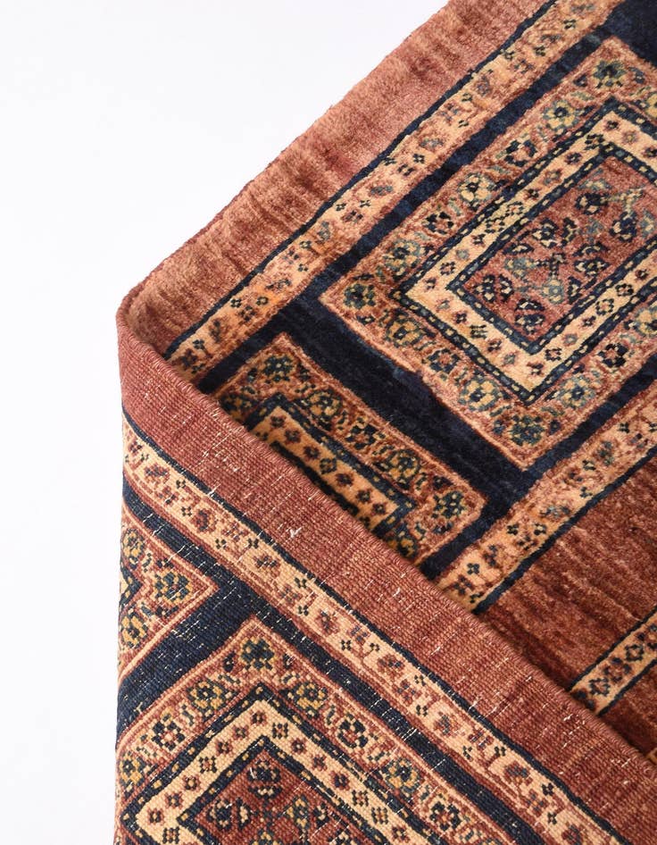 Detail image of 4' 11 x 7' 3 Luribaft Wool Rug