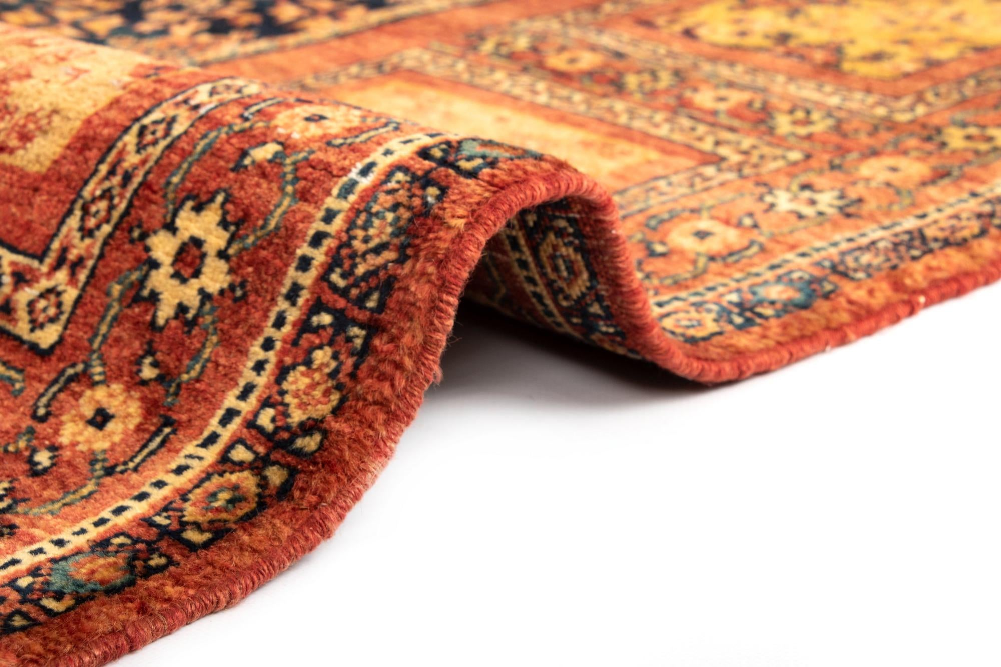 4' 7 x 6' 11 Luribaft Wool Rug