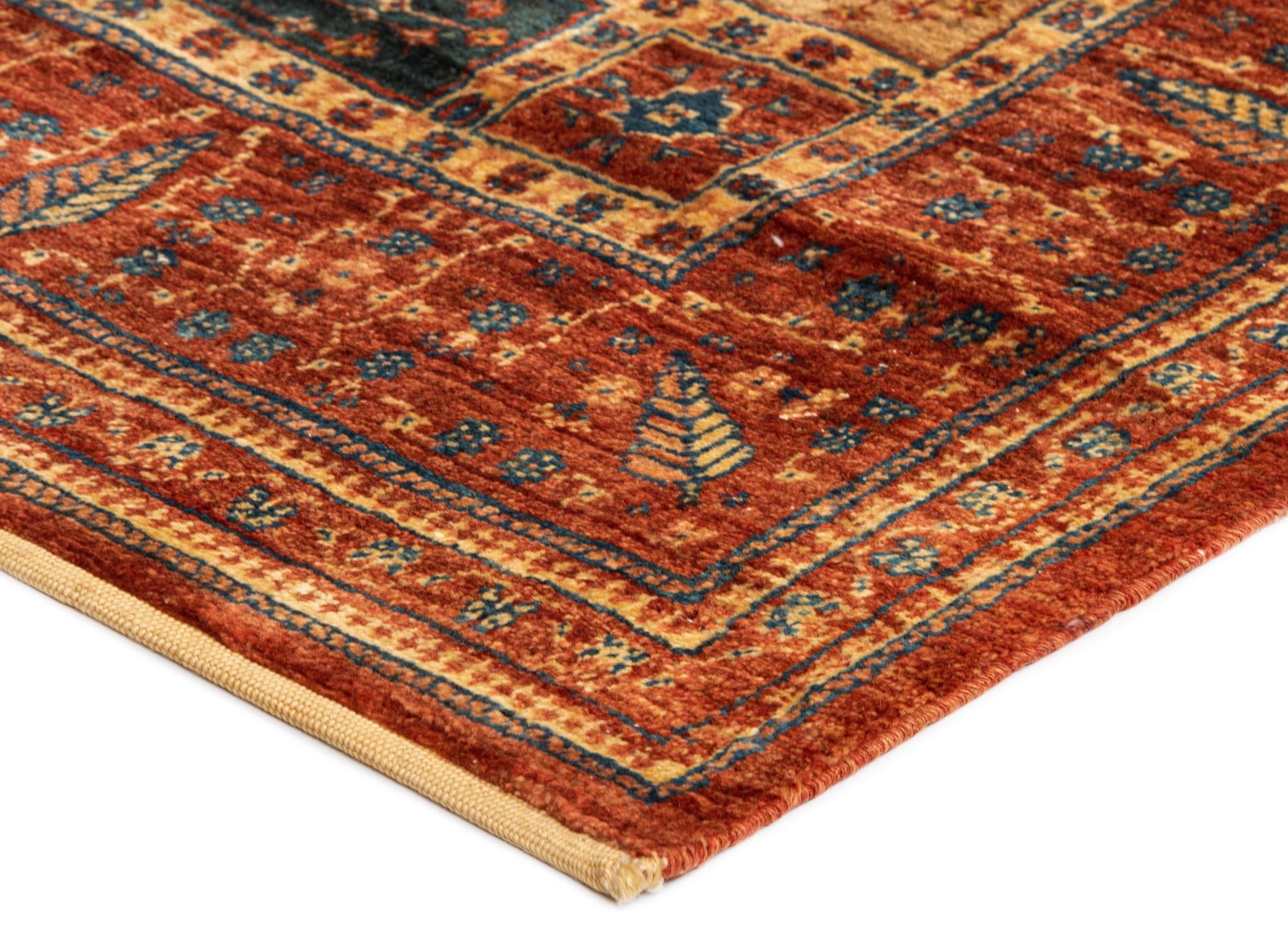 5' x 7' 5 Luribaft Wool Rug