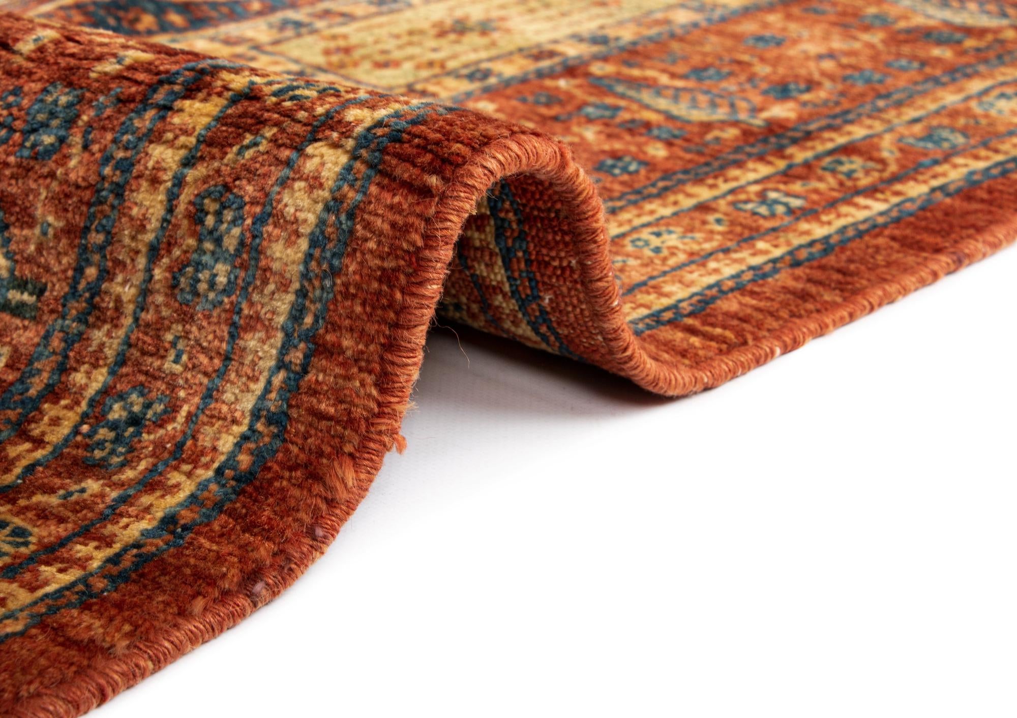 5' x 7' 5 Luribaft Wool Rug