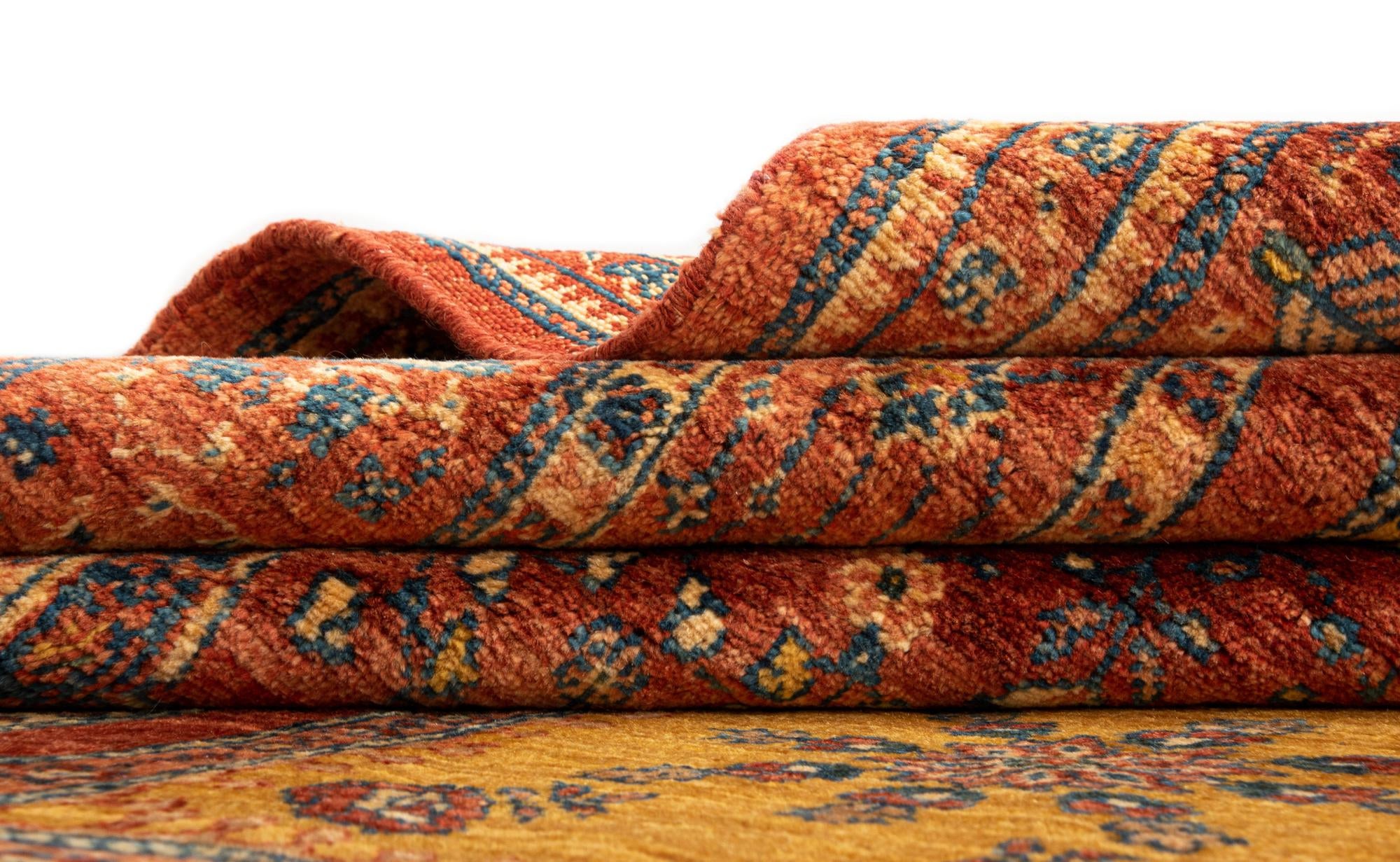 5' x 7' 5 Luribaft Wool Rug