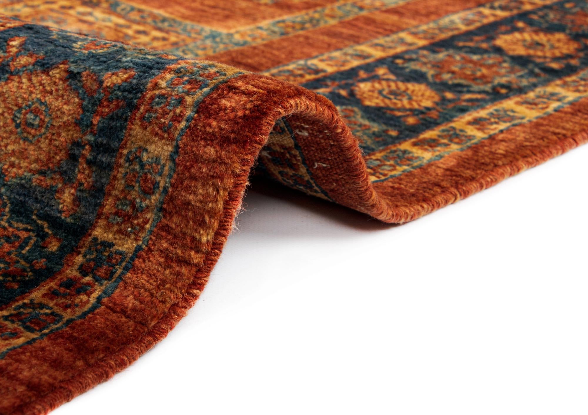 5' 7 x 7' 5 Luribaft Wool Rug