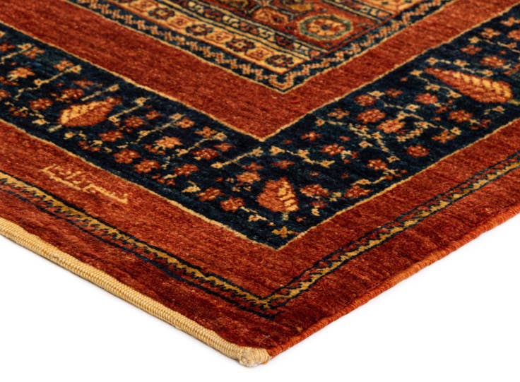 Detail image of 4' 6 x 7' 6 Luribaft Wool Rug