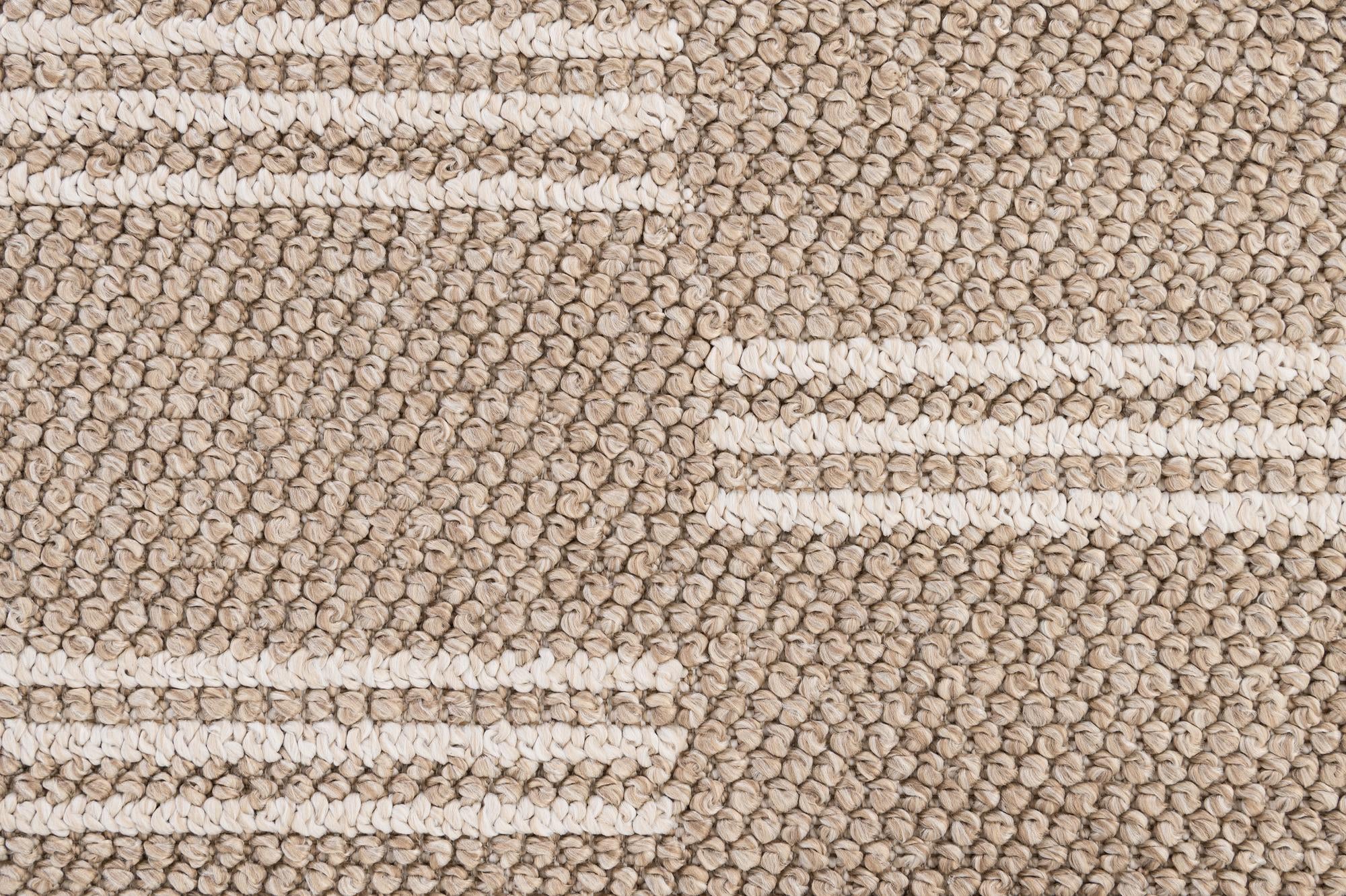 5' 4 x 7' 7 Machine Made Rug