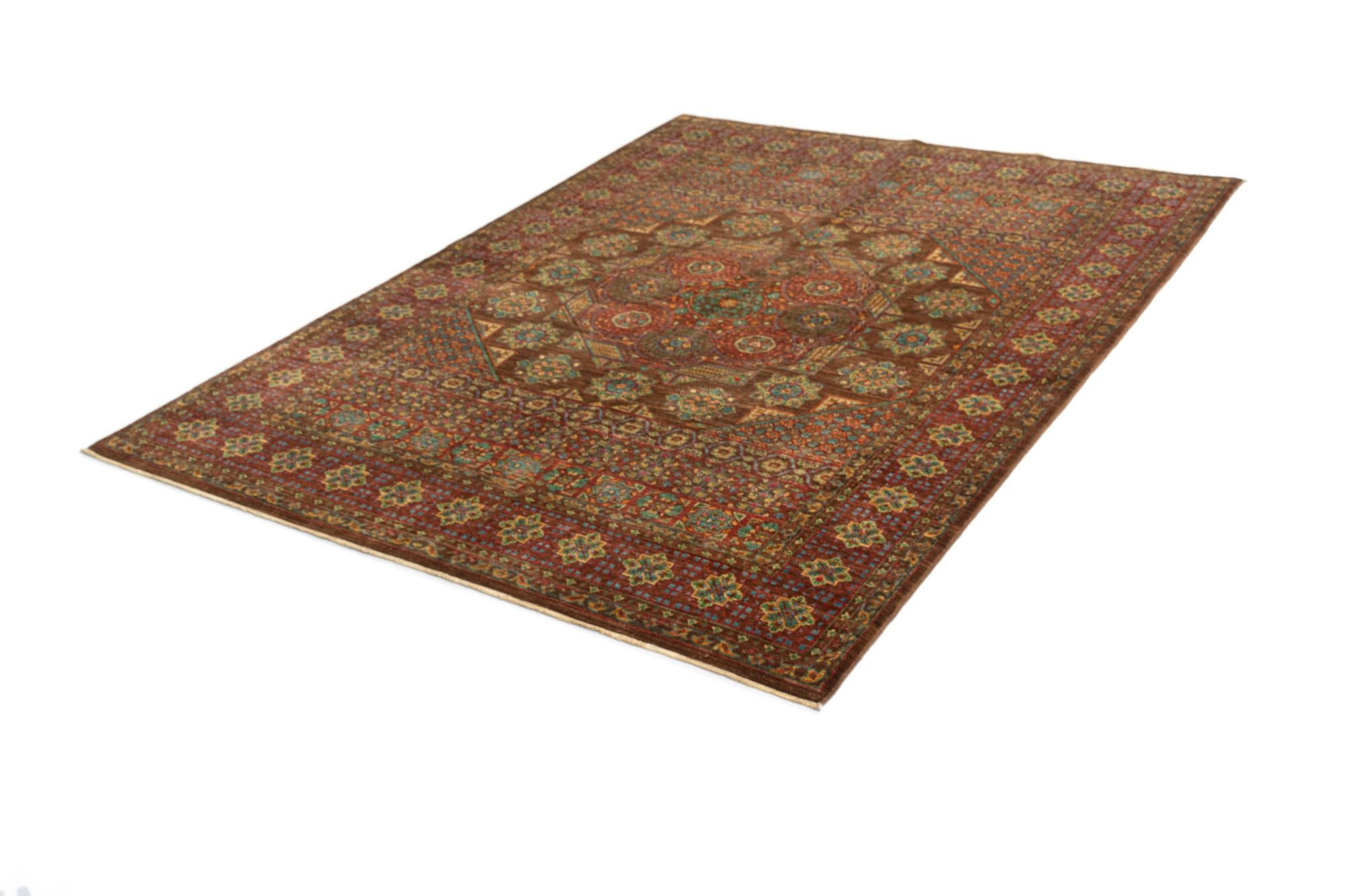 5' 7 x 7' 6 Mamluk Rug