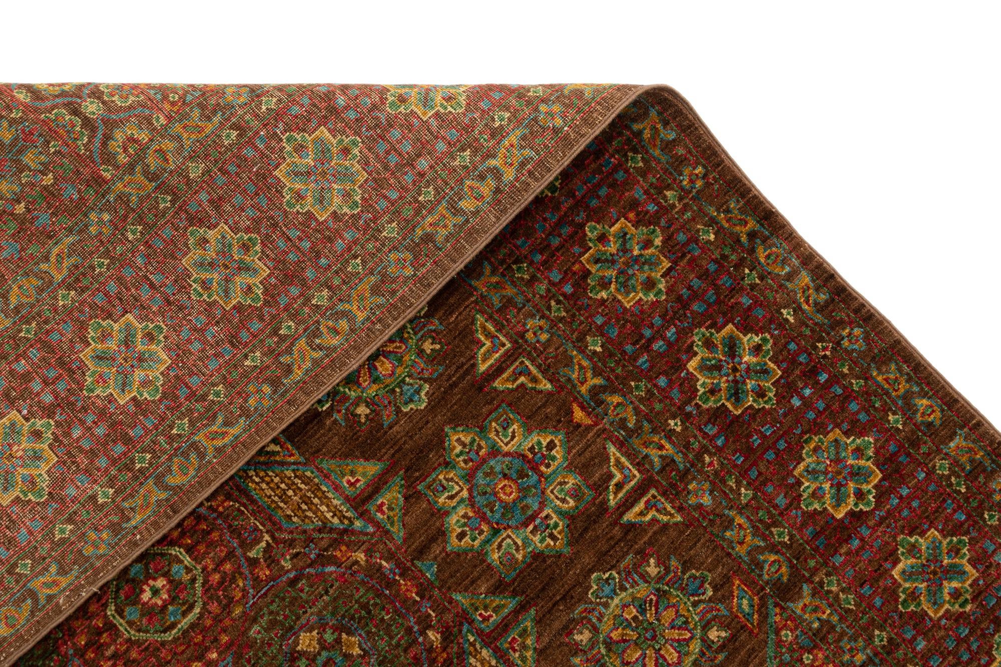 5' 7 x 7' 6 Mamluk Rug