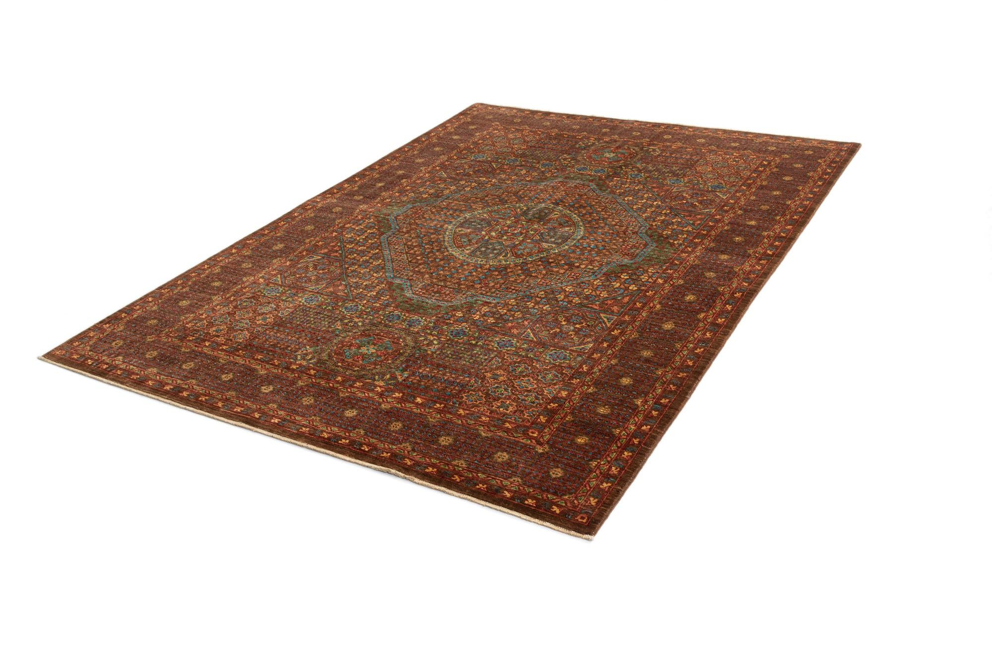 5' 7 x 7' 9 Mamluk Rug