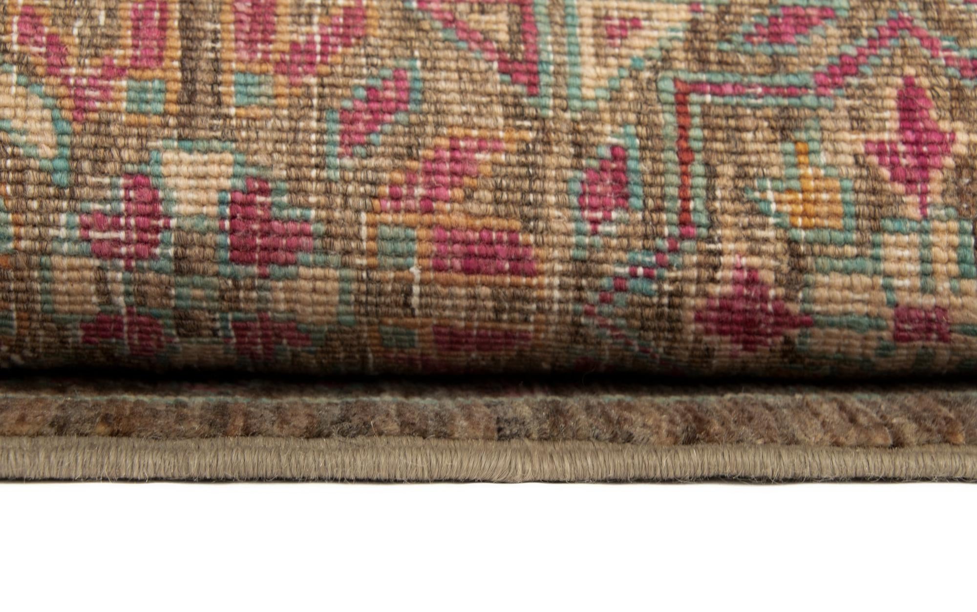 4' 11 x 6' 5 Hand Knotted Mamluk Wool Rug