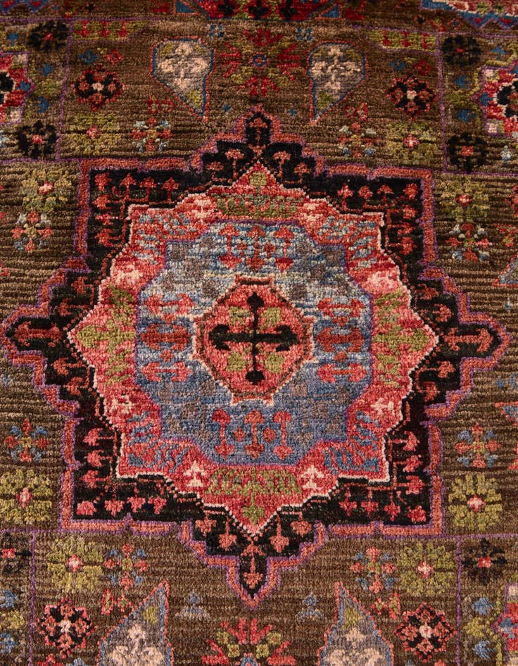 Detail image of 2' 1 x 3' 1 Hand Knotted Mamluk Ziegler Rug