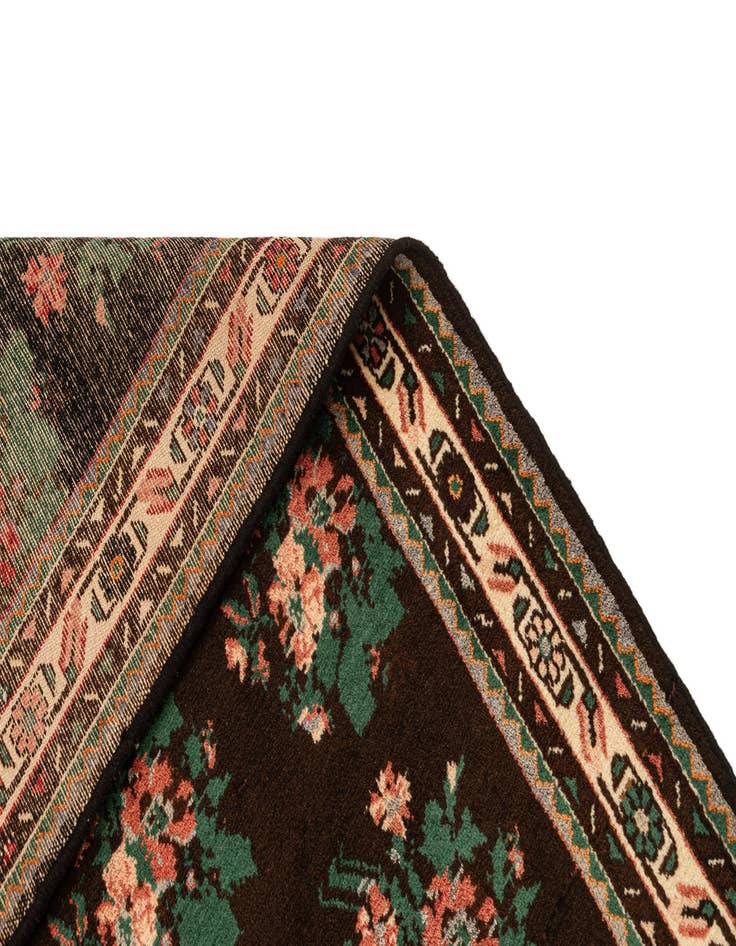 Detail image of 4' 11 x 6' 11 Mehraban Rug