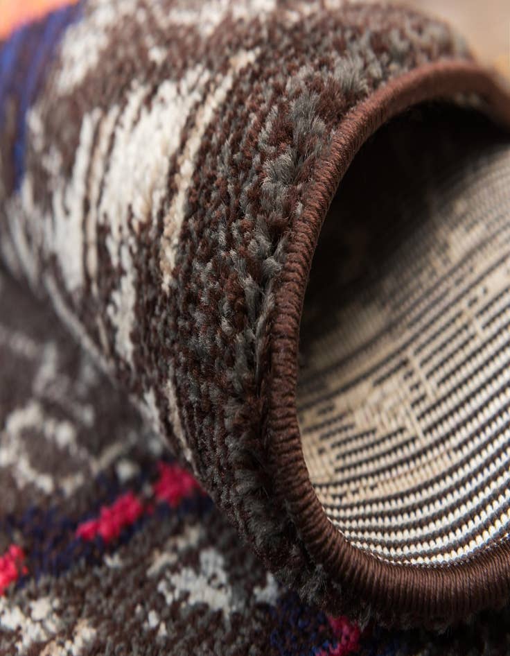 Detail image of 3' 3 x 5' 3 Washable Mesa Rug