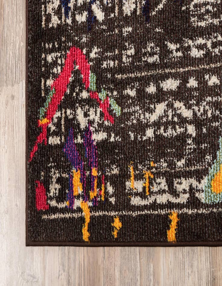 Detail image of 3' 3 x 5' 3 Washable Mesa Rug