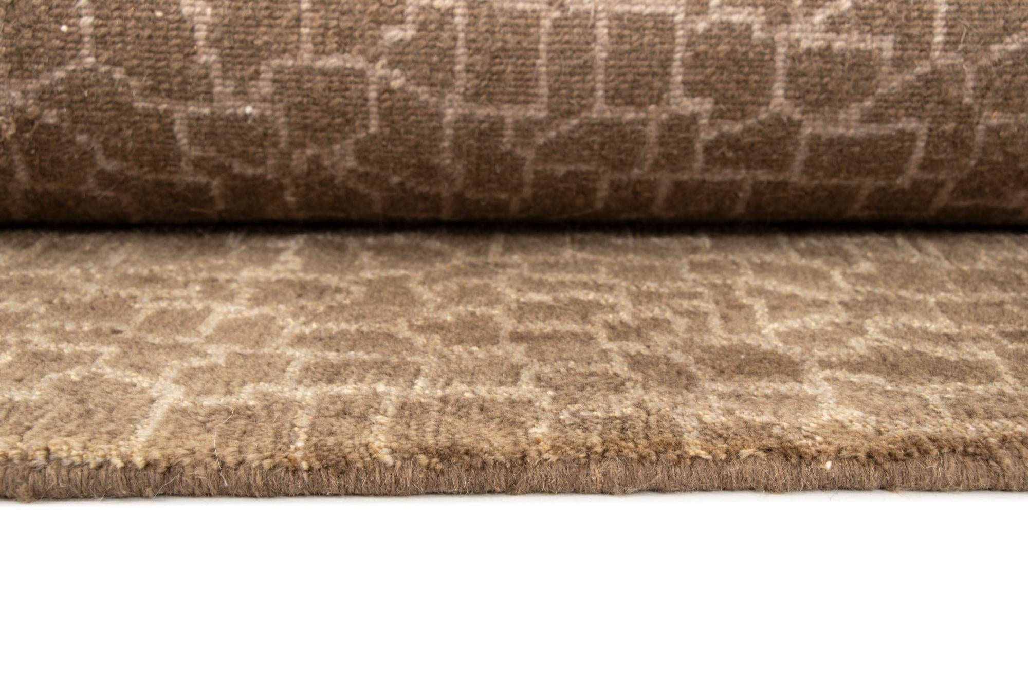 10' x 13' 7 Modern Nehmo Wool Rug