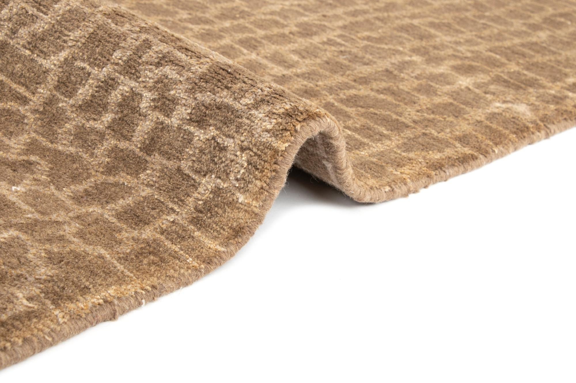 10' x 13' 7 Modern Nehmo Wool Rug