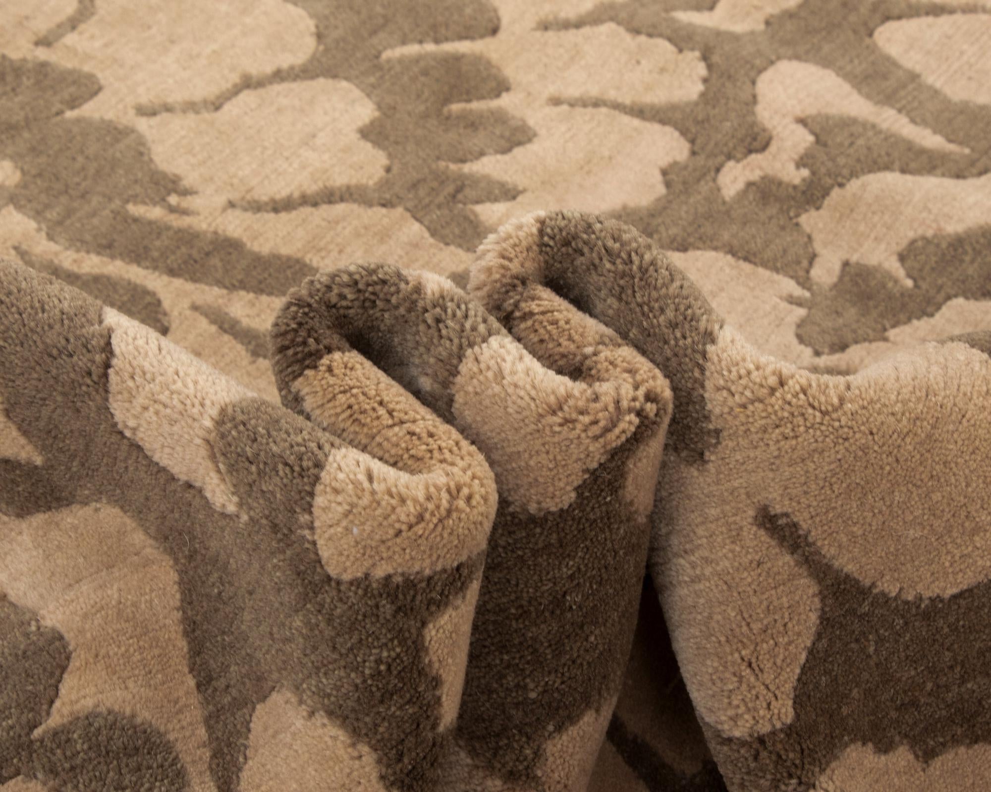 8' 4 x 9' 9 Hand Knotted Modern Nehmo Wool Rug