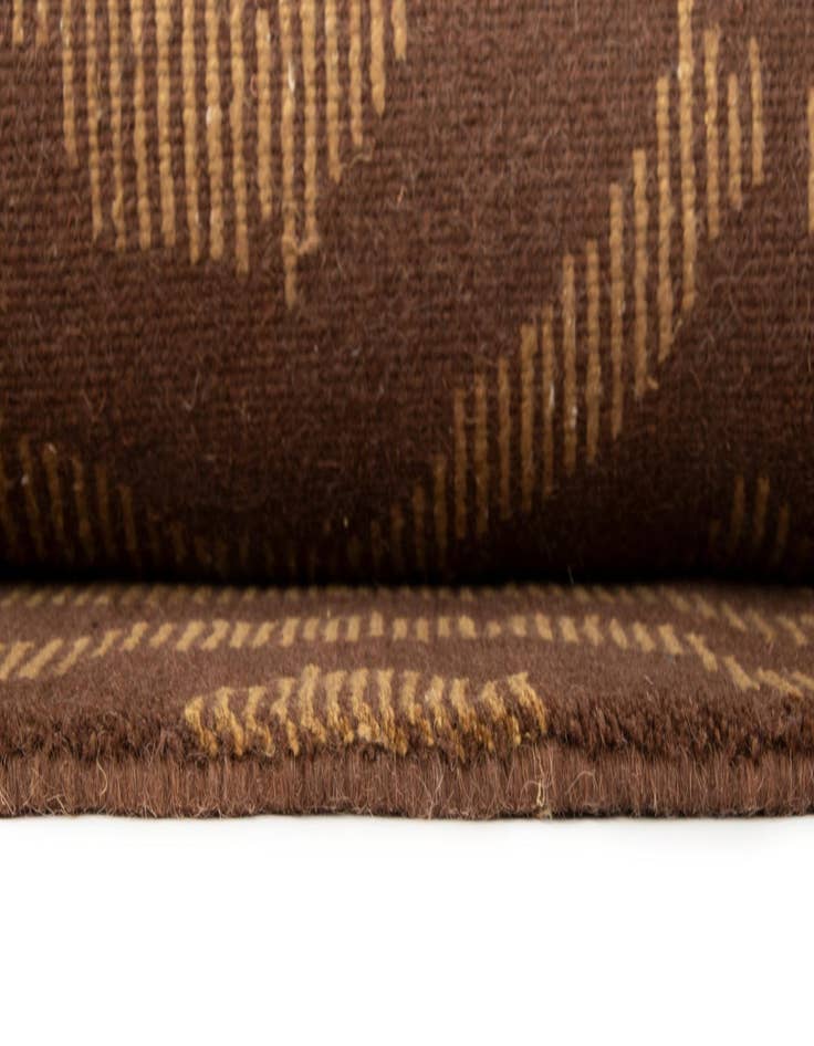 Detail image of 7' 7 x 9' 9  Hand Knotted Modern Nehmo Rug