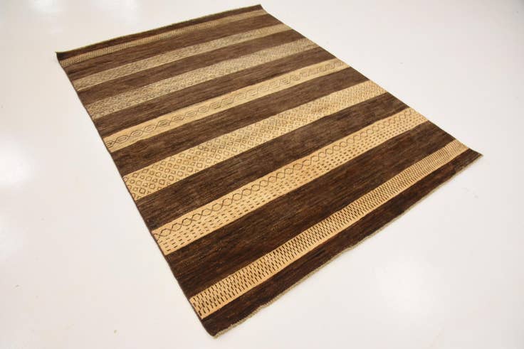 Detail image of 5' x 6' 6 Hand Knotted Modern Ziegler Oriental Rug