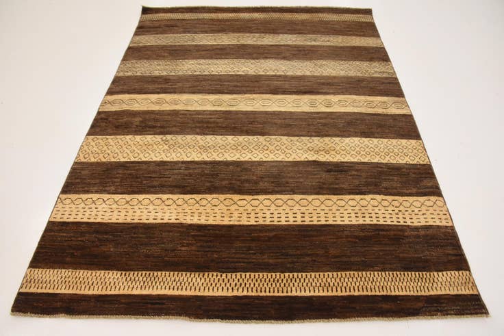 Detail image of 5' x 6' 6 Hand Knotted Modern Ziegler Oriental Rug